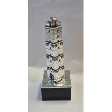 Brandaris Terschelling Zilvertin op marmer voet Brandaris Terschelling Zilvertin op marmer voet