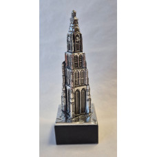 Grote kerk Breda op marmer voet Zilvertin Grote kerk Breda op marmer voet Zilvertin