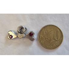 Bedel kluif met Rode Swarovski stenen